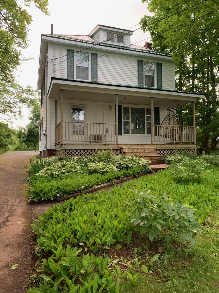 Taty'mac House Front Entry